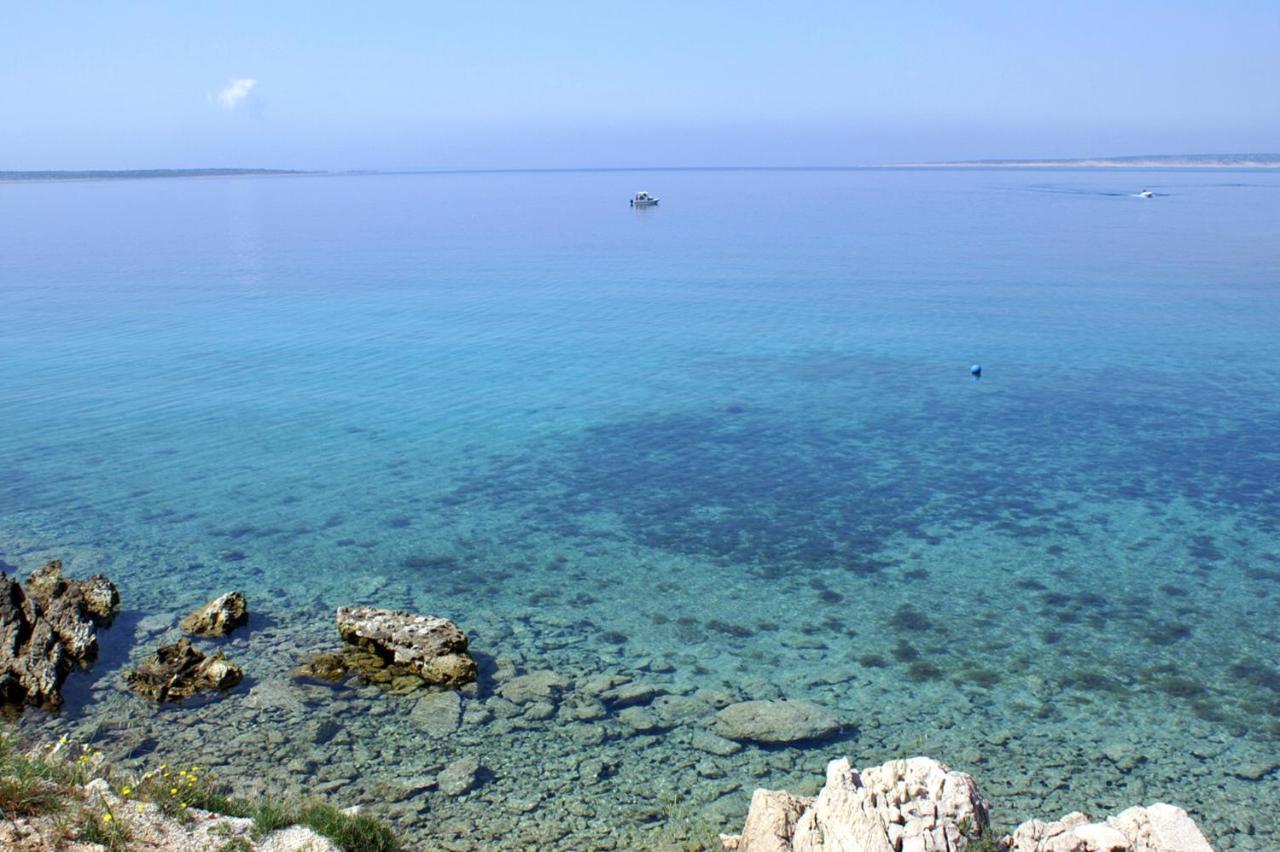 Apartments By The Sea Mandre, Pag - 4093 Kolan Bagian luar foto