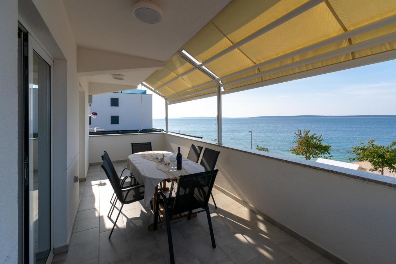 Apartments By The Sea Mandre, Pag - 4093 Kolan Bagian luar foto