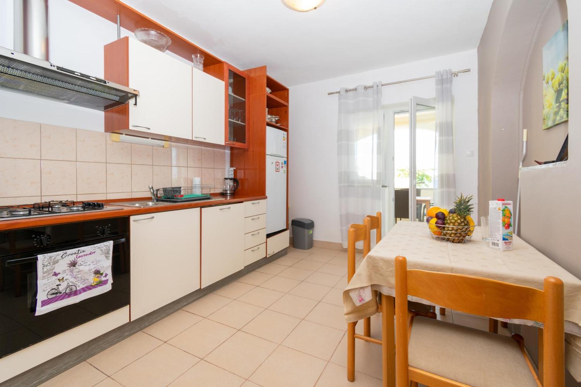 Apartments By The Sea Mandre, Pag - 4093 Kolan Ruang foto