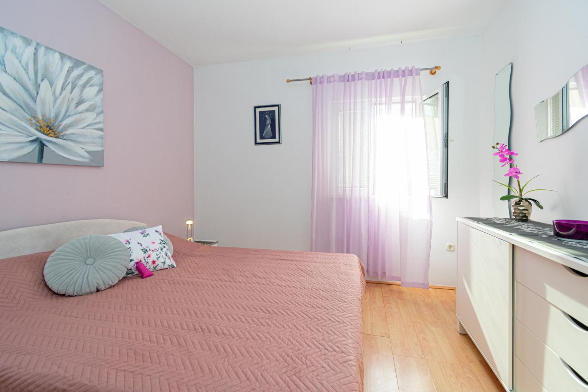 Apartments By The Sea Mandre, Pag - 4093 Kolan Ruang foto